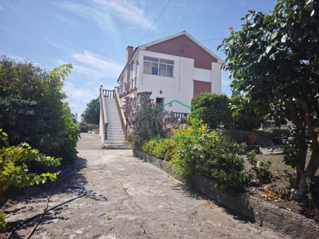 Moradia em Vila Praia de Âncora, excelente localização
