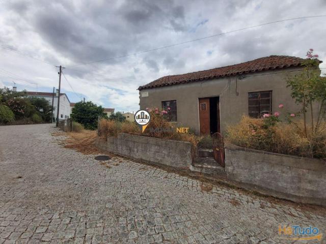 Moradia em Xisto para recuperar em terreno com 1460m2, Venda, Taberna Seca | 26083897413
