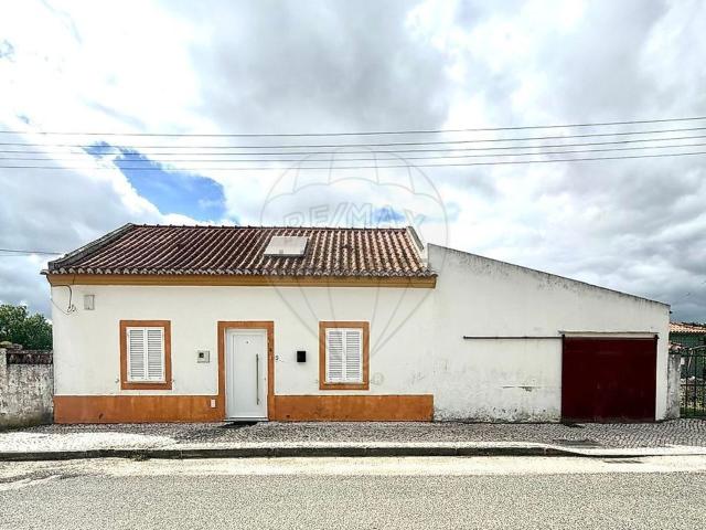 Moradia, Ereira e Lapa