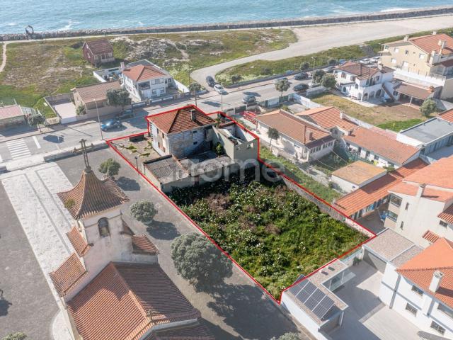 Moradia, Esmoriz