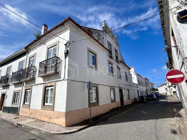 Moradia espaçosa no centro de Salvaterra de Magos
