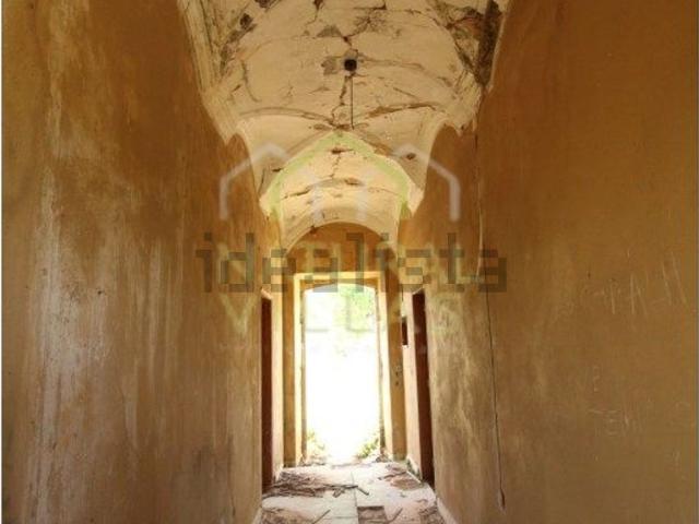 Moradia, Estoi