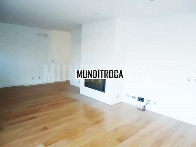 Moradia, Este São Pedro e São Mamede