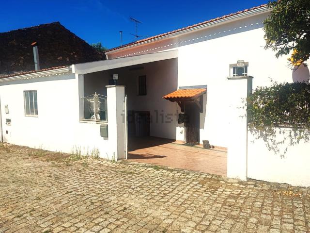 Moradia, Estreito Vilar Barroco
