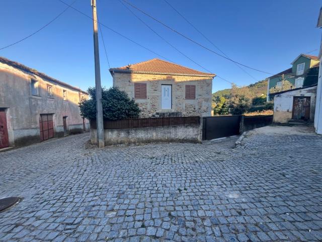 Moradia, Fundão Valverde Donas Aldeia de Joanes Aldeia Nova do Cabo