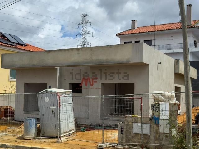 Moradia, Fernão Ferro