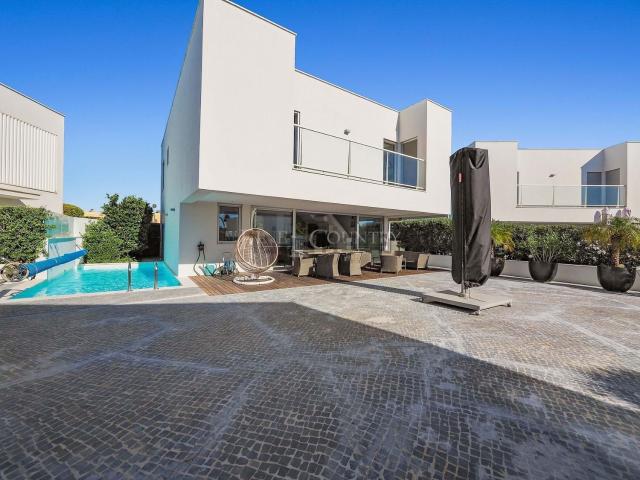 Moradia, Ferragudo