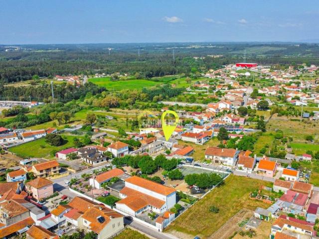 Moradia, Ferreira a Nova