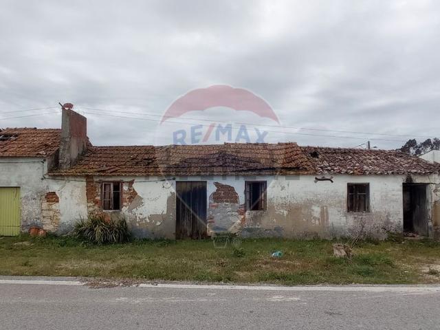 Moradia, Ferreira a Nova