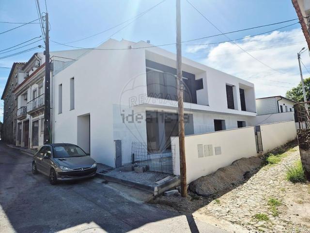 Moradia, Ferreiros e Gondizalves