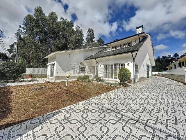 Moradia, Fiães