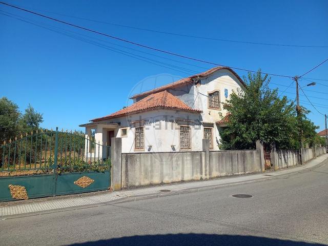 Moradia, Freixianda Ribeira do Fárrio Formigais