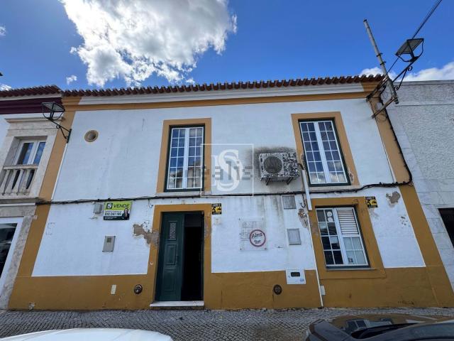 Moradia, Fronteira