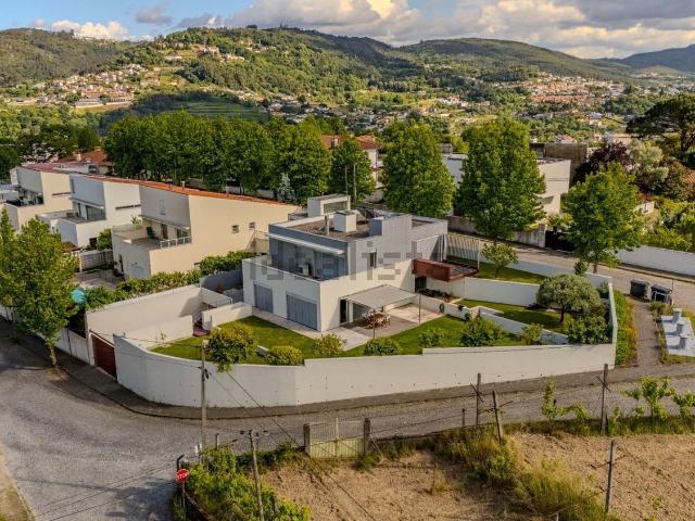 Moradia, Gualtar