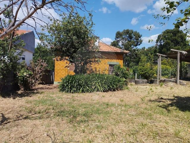 Moradia, Gulpilhares e Valadares
