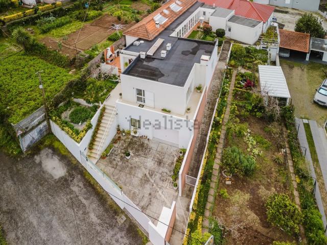 Moradia, Gulpilhares e Valadares