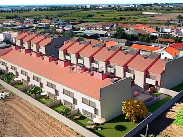 Moradia, Gandra