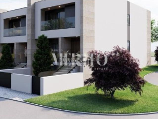 Moradia Gaveto T3 + Escritório junto ao mosteiro do Alívio Vila Verde