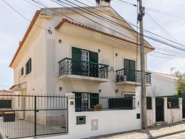 Moradia Geminada na Quinta do Conde