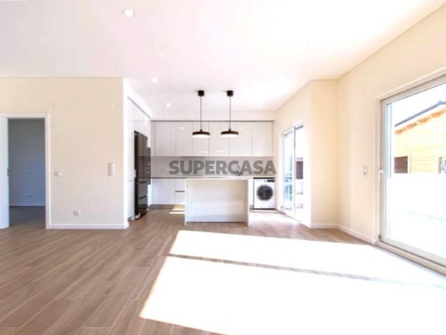 Moradia Geminada Nova T3, Duplex