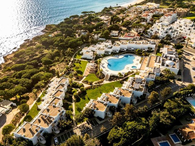 Moradia Geminada à Beira Mar 91m² Albufeira e olhos de água