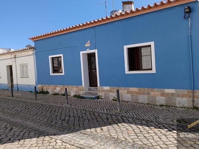Moradia geminada com 4 camas e edifício na Luz Barlavento Al. 95m² Praia da Luz