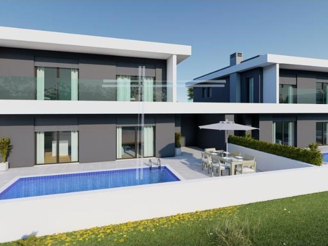 Moradia Geminada com piscina e garagem Pinhal Conde da Cunha