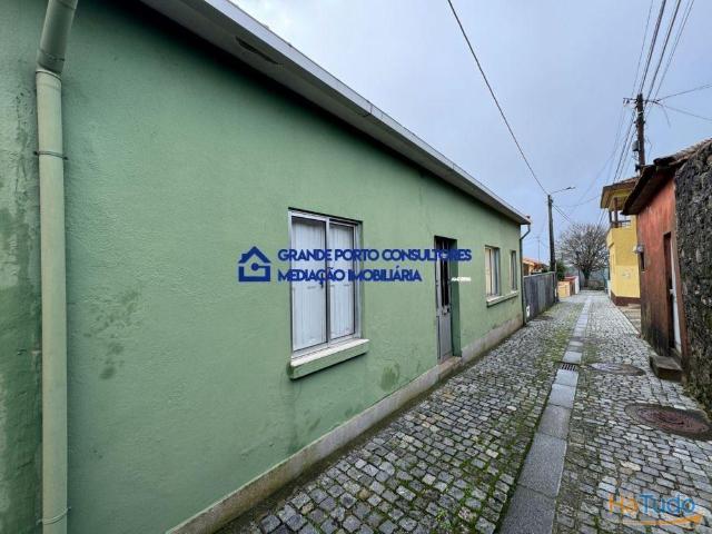Moradia Geminada de 3 Frentes em Guifões Matosinhos | 26064091686