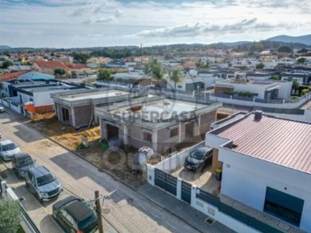 Moradia Geminada em Azeitão