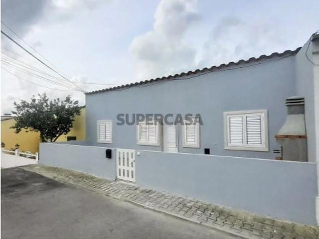 MORADIA GEMINADA EM SETUBAL