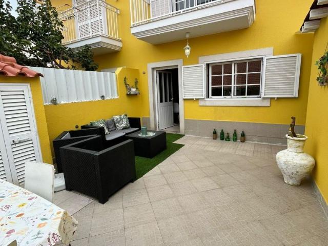 Moradia Geminada Quinta do Conde T3 +1