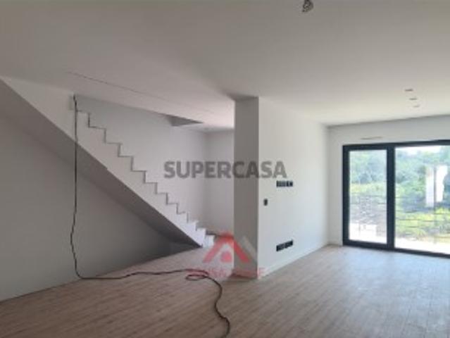 Moradia Geminada T4+2 Venda em Leiria, Pousos, Barreira e Cortes,Leiria