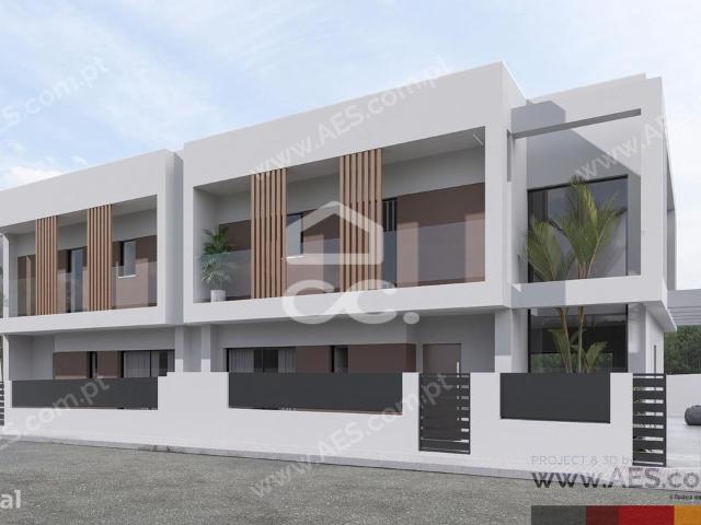 Moradia Geminada T4 nos Foros de Amora