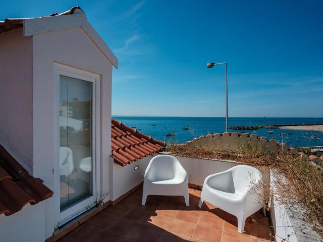 Moradia Geminada T4 à beira mar, Paço de Arcos 218m² Paco de Arcos