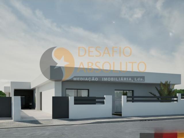 Moradia Geminada T4, com Piscina Nova Quinta das Laranjeiras
