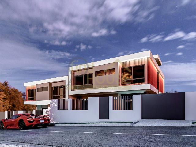 Moradia Geminada T4 de luxo, com piscina no Arneiro