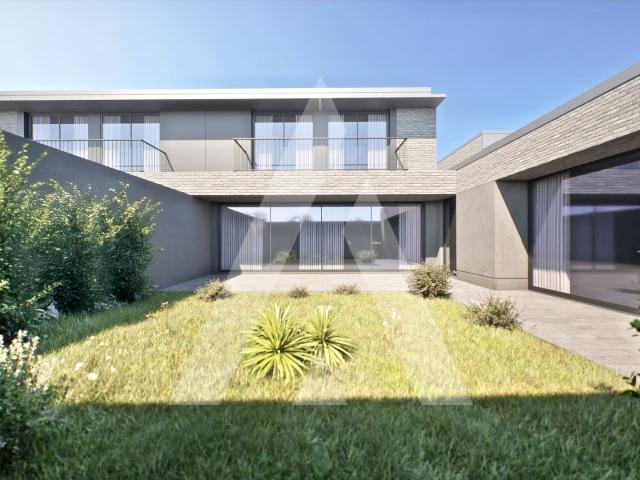 Moradia geminada T4 em construção, a 10 minutos do centro de Aveiro