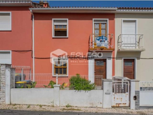 Moradia Geminada T4 Venda em Benfica,Lisboa