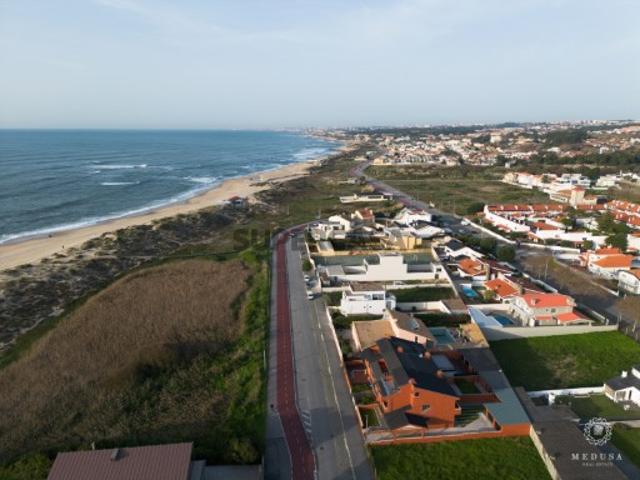 Moradia Geminada T5 a 200m da Praia | Miramar, Vila Nova de Gaia