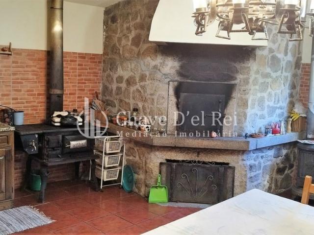 Moradia Geminada T5 Venda em Mundo,Viseu