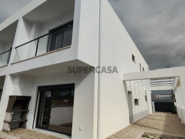 Moradia Geminada T2, Duplex Pinhal do General, Seixal