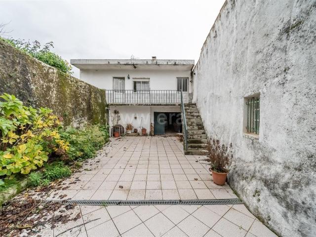 Moradia Geminada T2 / Fundão, Alcaide