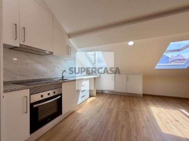 Moradia Geminada T3+1
