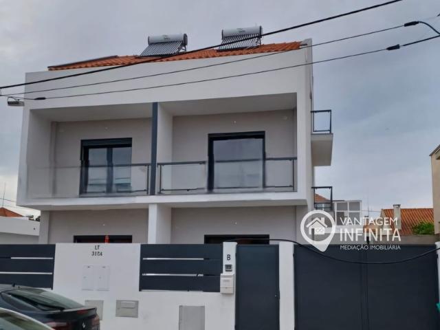 Moradia Geminada T3 na Quinta do Conde
