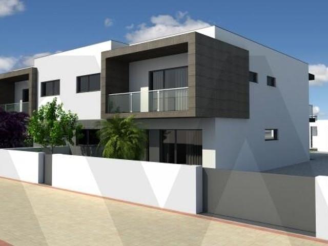 Moradia Geminada T3 na Quinta do Conde I
