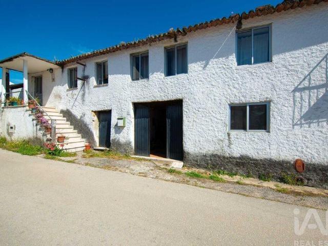 Moradia geminada T3 em Semide e Rio Vide de 98 m²