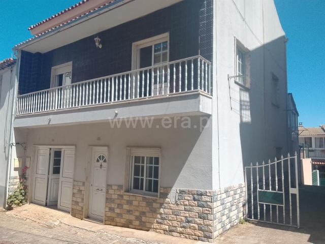 Moradia Geminada T3 / Fundão, Souto da Casa