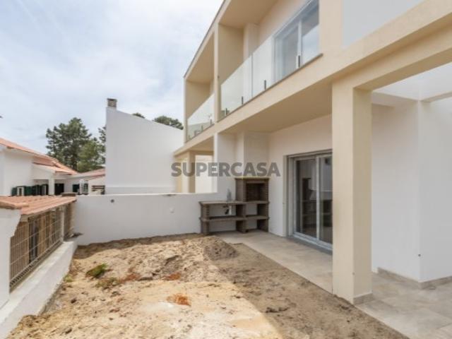 Moradia Geminada T3+ pergola | churrasco | logradouro | Pinhal General