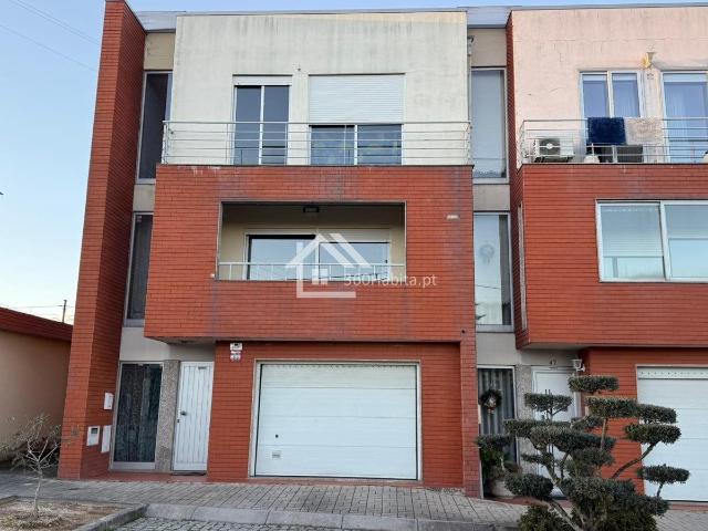Moradia Geminada T3 Venda em Margaride Santa Eulália, Várz. 163m² Margaride, Várzea, Lagares, Varziela e Moure