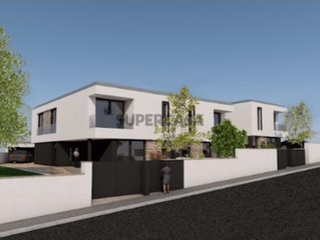 Moradia Geminada T3